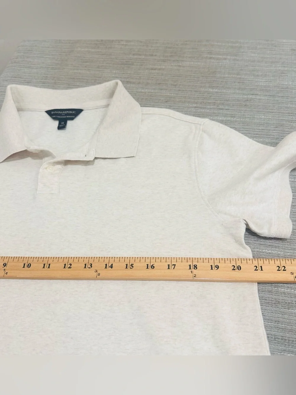 Banana Republic Luxe Touch Performance Polo Shirt Men's Size M Off White Cream